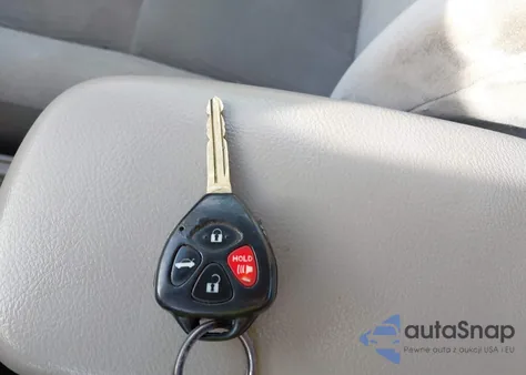 2011 Toyota Corolla Le z USA, uszkodzony, nr VIN 2T1BU4EE9BC625935